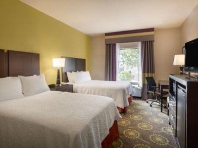 Hotel Hampton Saint Robert